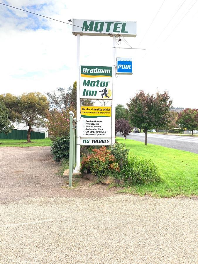 Bradman Motor Inn Cootamundra Exterior photo
